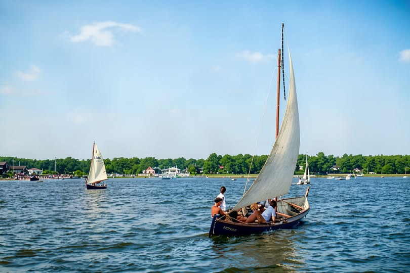 Archive historique : Années 60 Pinasse à Voile