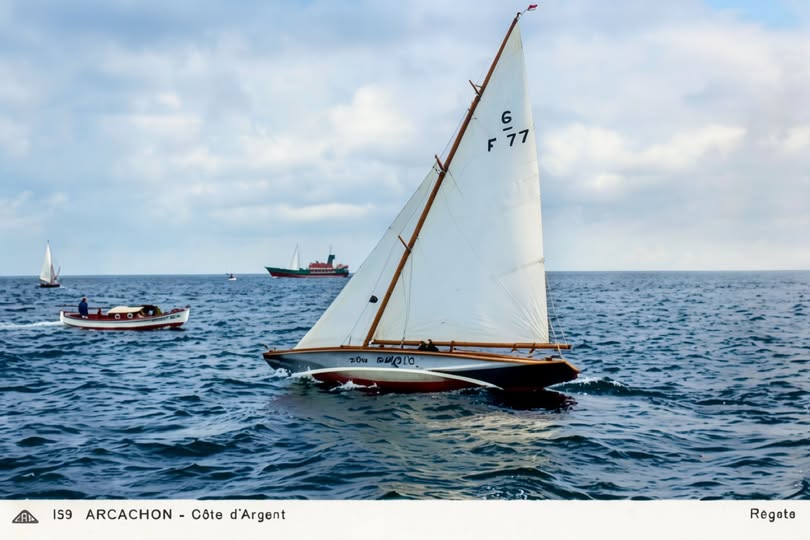 Archive historique : Vers 1930 Régate Arcachon