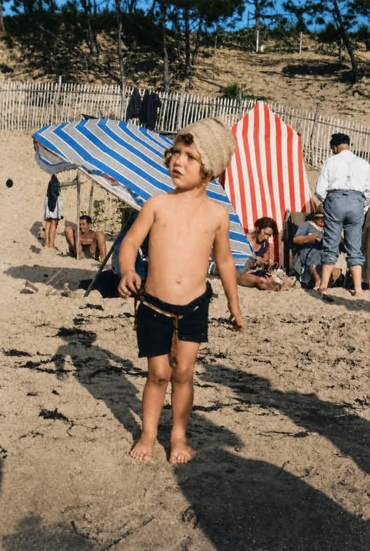 Archive historique : La plage du Moulleau, 1950, un instantané de vie, un précieux bout d'histoire qui...