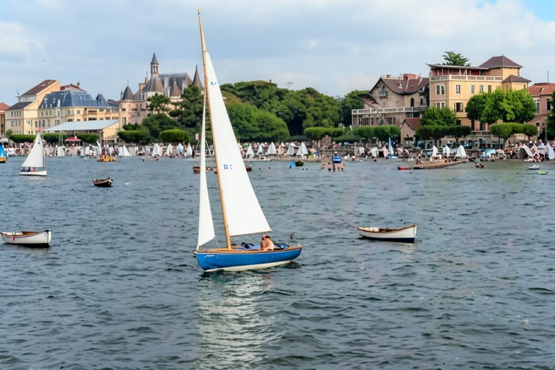 Archive historique : Voilier sur le Bassin années 60