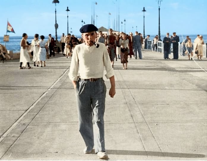 Archive historique : Photographie petit look vintage sur la jetée Thiers, 1937