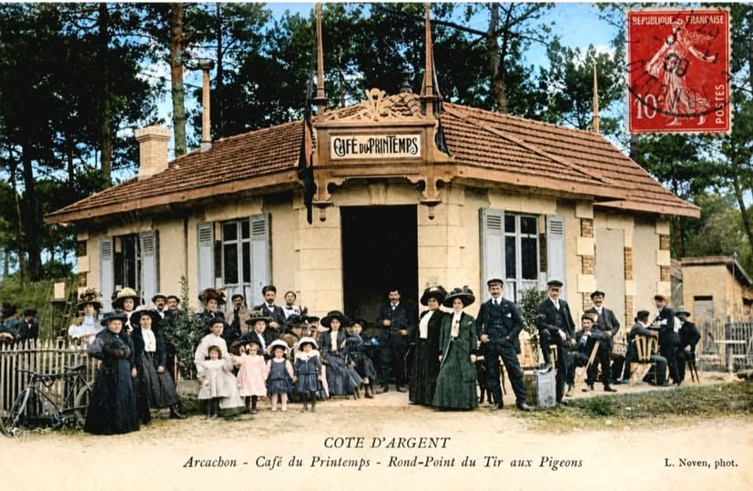 Archive historique : Vers 1904 Café du Printemps Rond-Point du Tir aux Pigeons