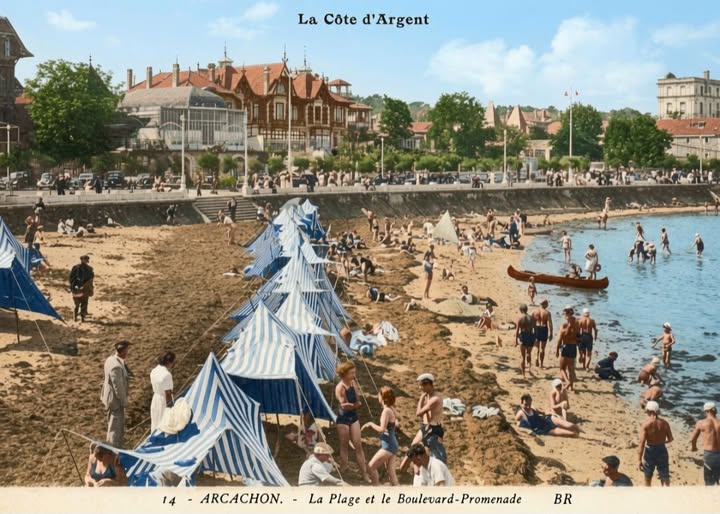 Archive historique : Vers 1930 Arcachon la Plage et la promenade